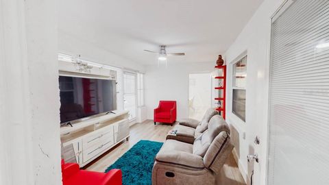 Tiny photo for 13850 SW 71st Lane, Ocala, FL 34481 (MLS # OM710339)