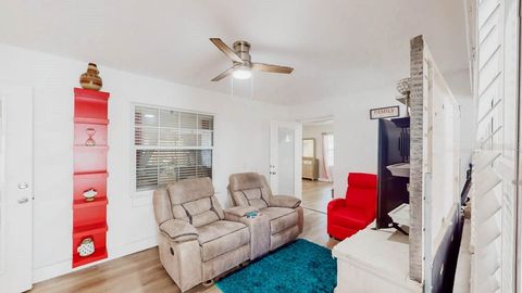 Tiny photo for 13850 SW 71st Lane, Ocala, FL 34481 (MLS # OM710339)