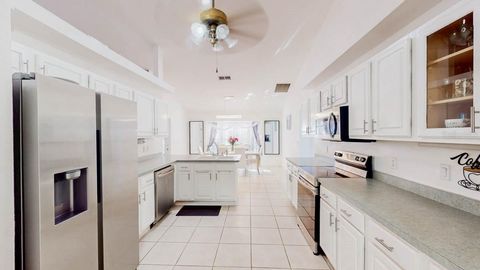 Tiny photo for 13850 SW 71st Lane, Ocala, FL 34481 (MLS # OM710339)