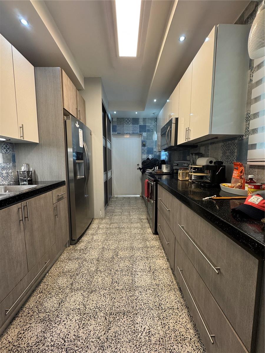 UNIVERSITY GARDENS - Residential Income