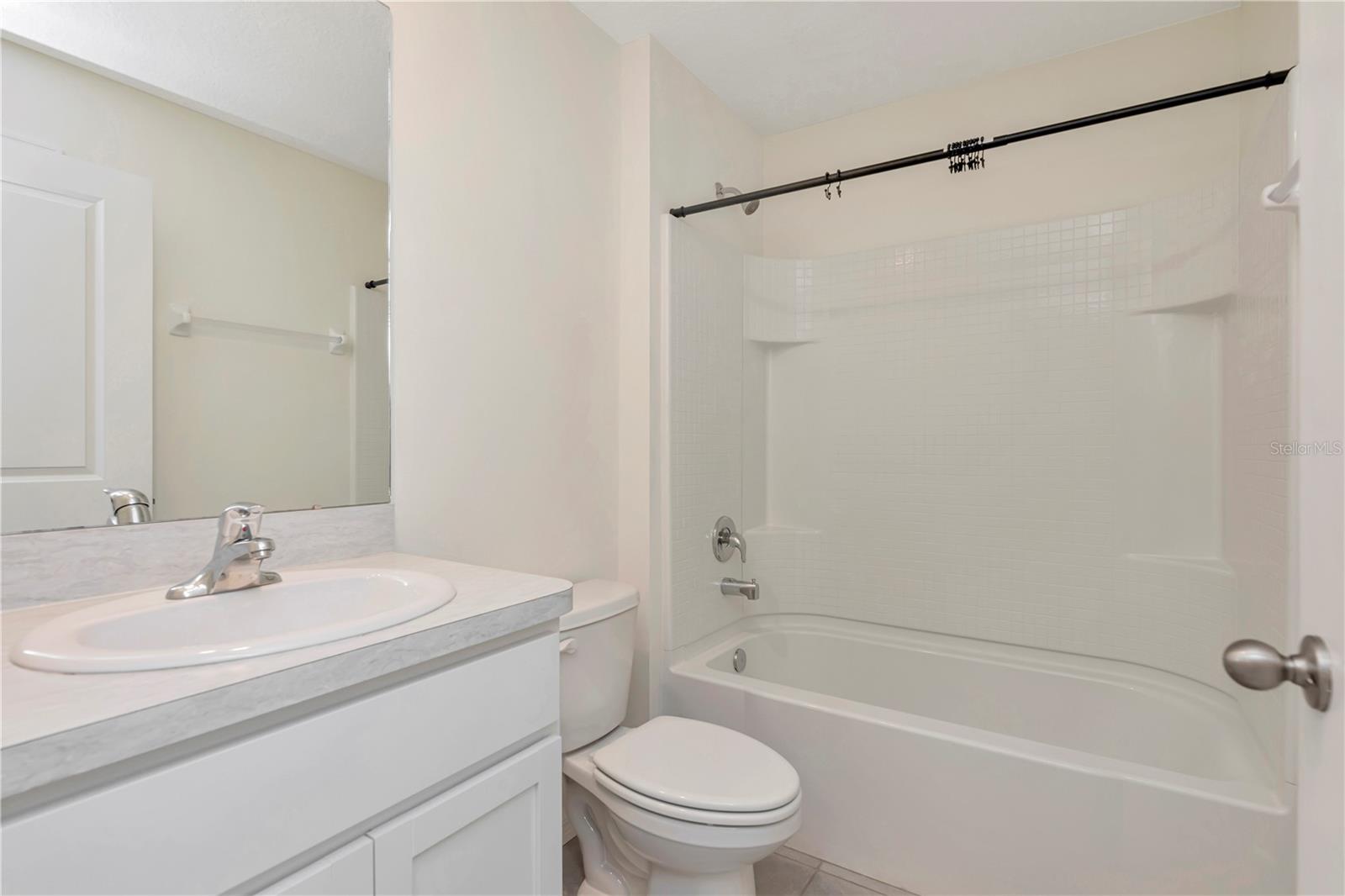 BARRINGTON/STERLING HILL UN 2 - Residential