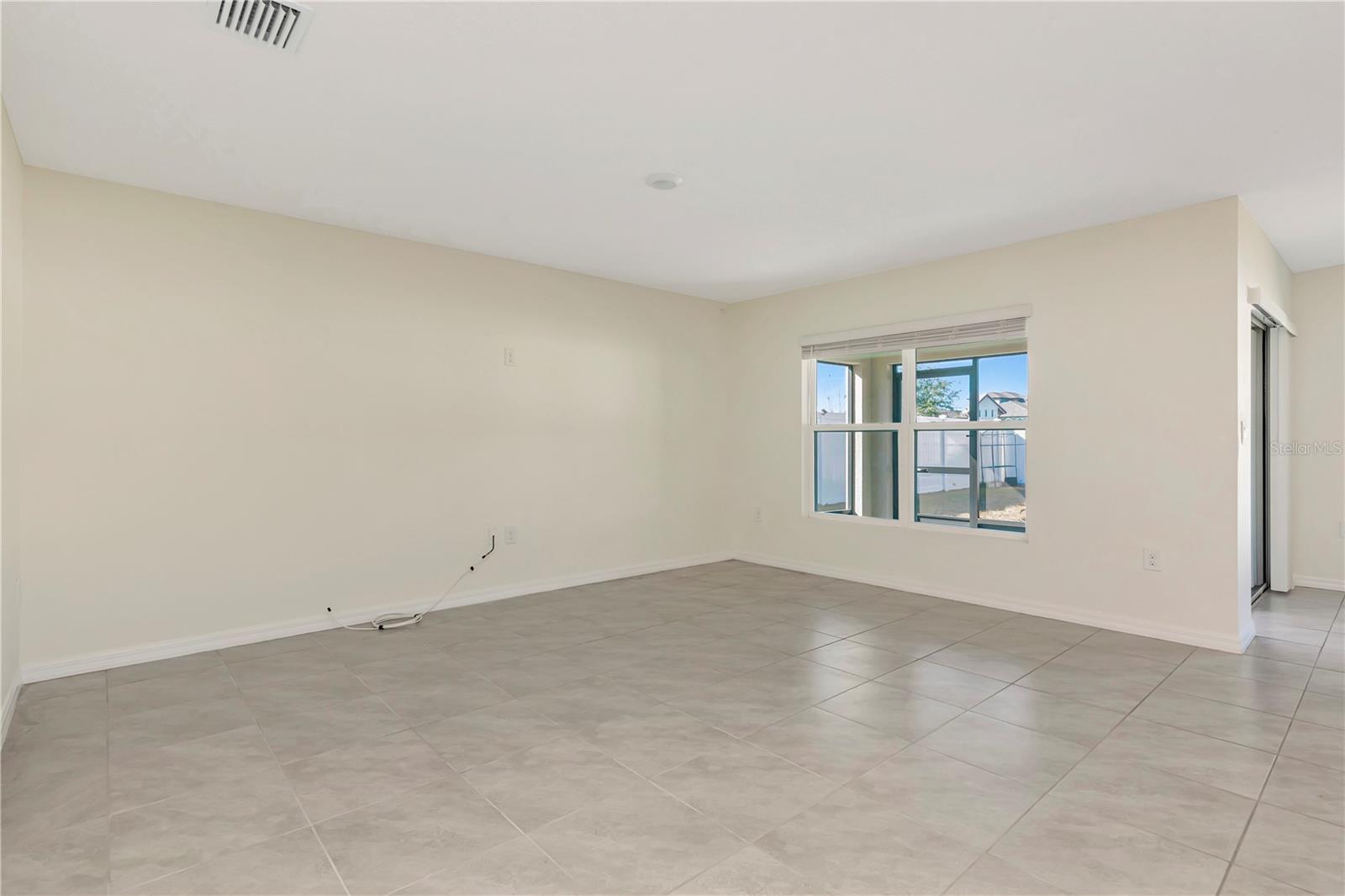 BARRINGTON/STERLING HILL UN 2 - Residential