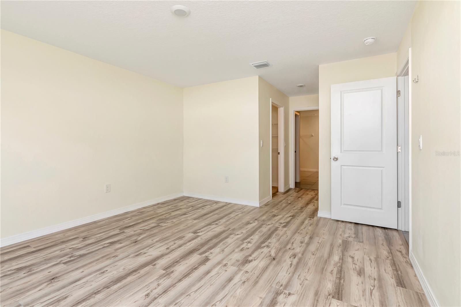 BARRINGTON/STERLING HILL UN 2 - Residential