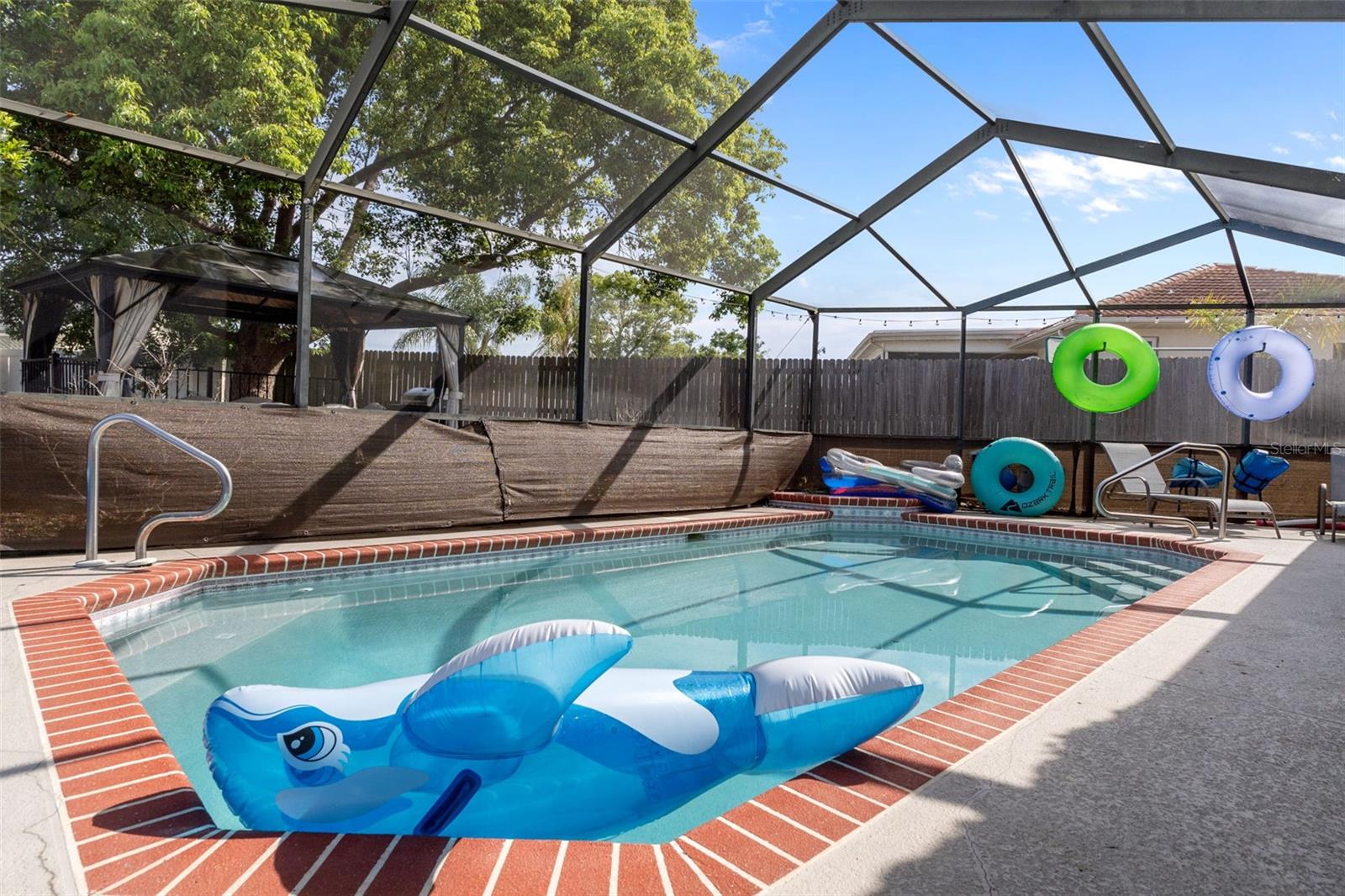 SPRING HILL - Residential