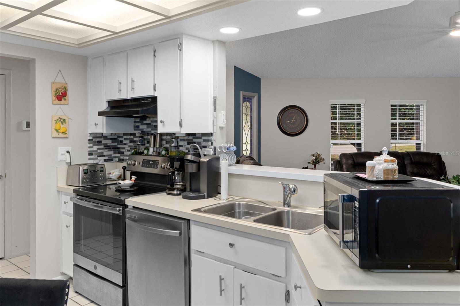 SPRING HILL - Residential