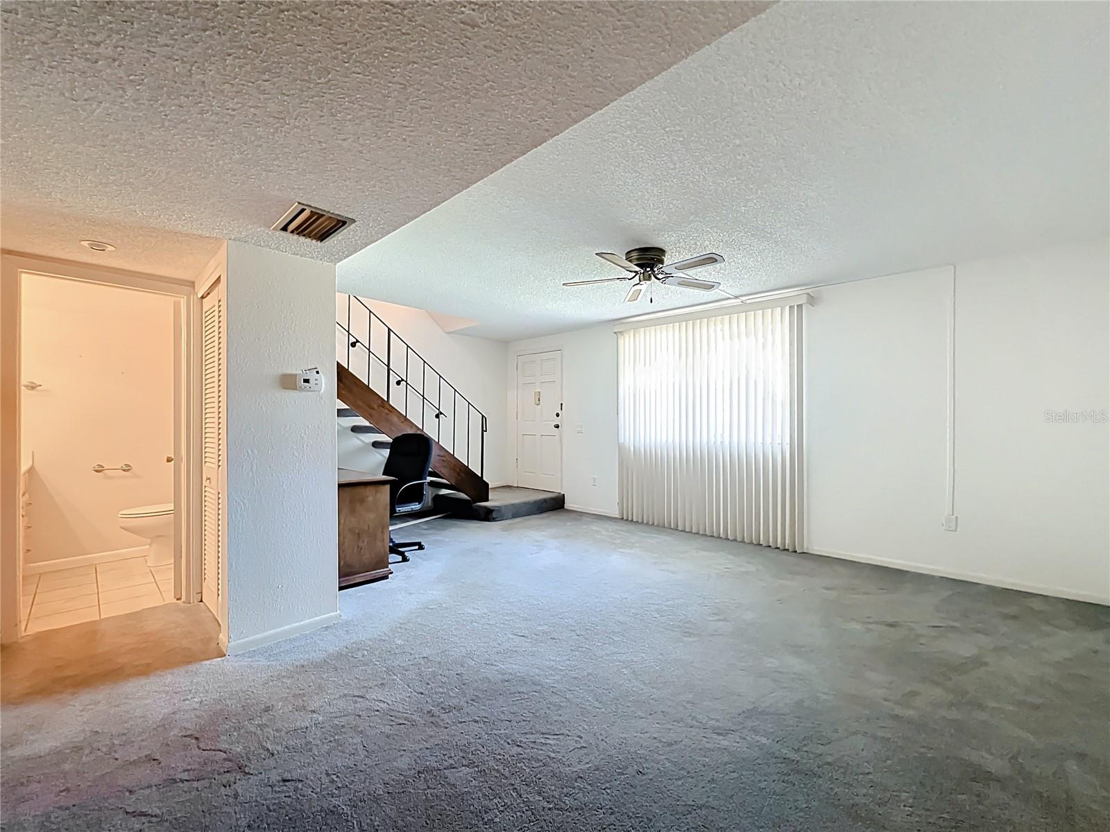 1861 PINE CONE CIR