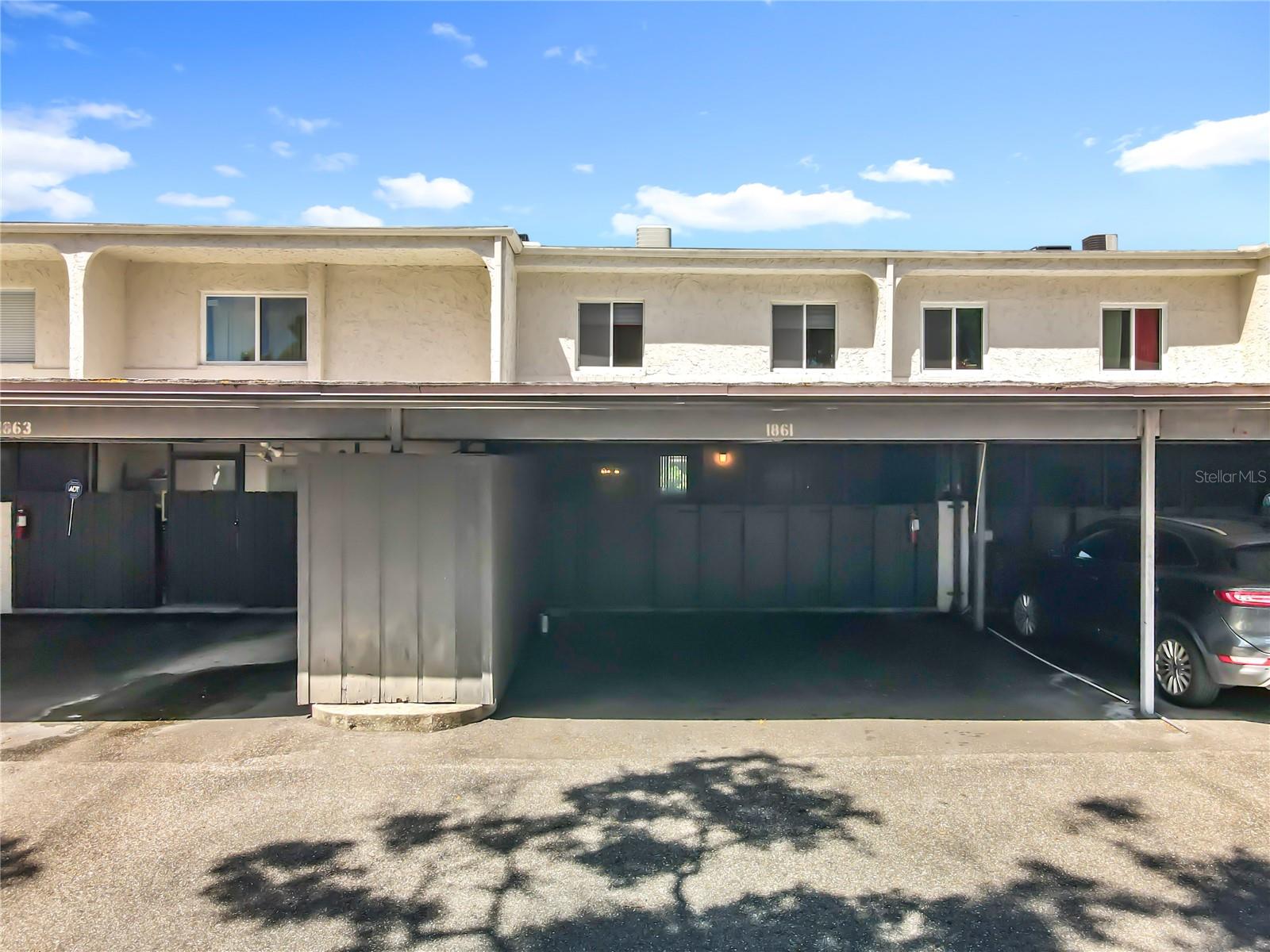 1861 PINE CONE CIR