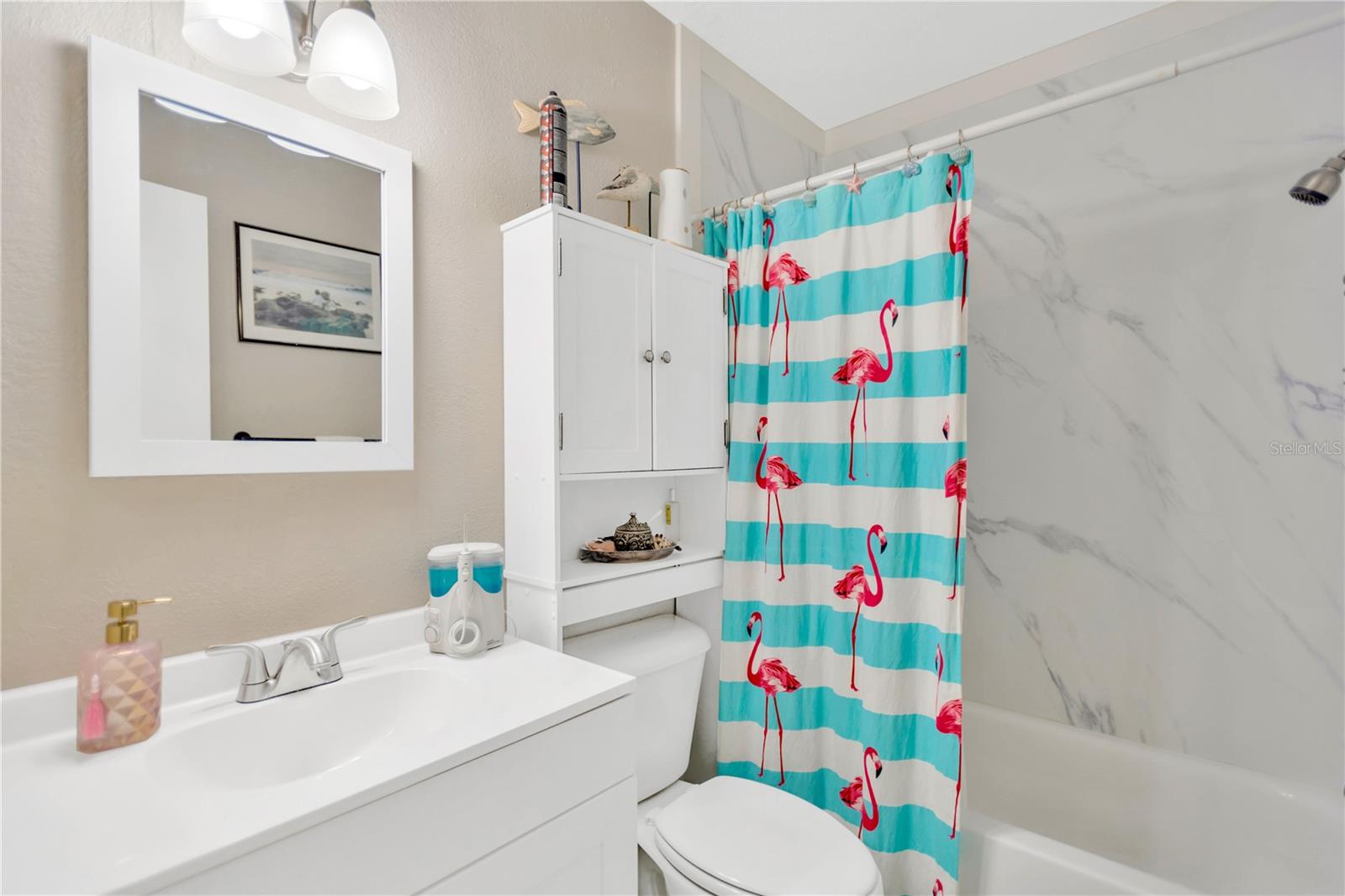 LAKE BREEZE ESTATES REP - Residential