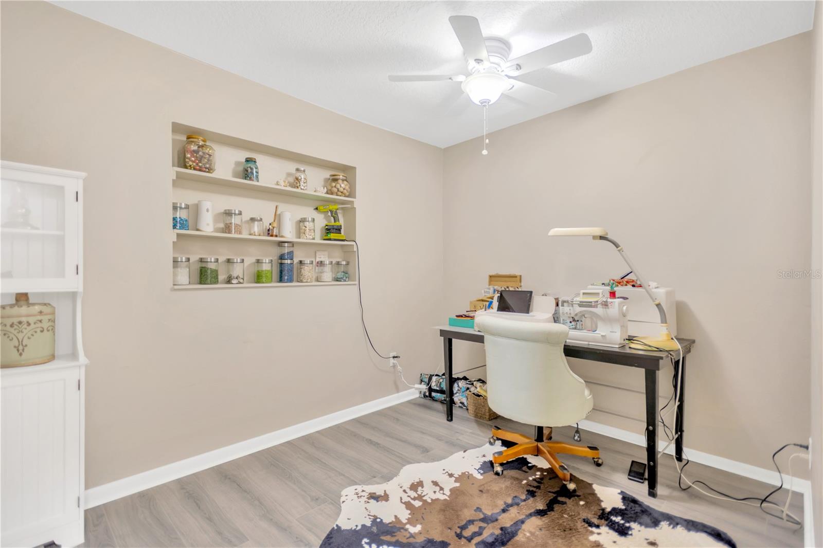 LAKE BREEZE ESTATES REP - Residential
