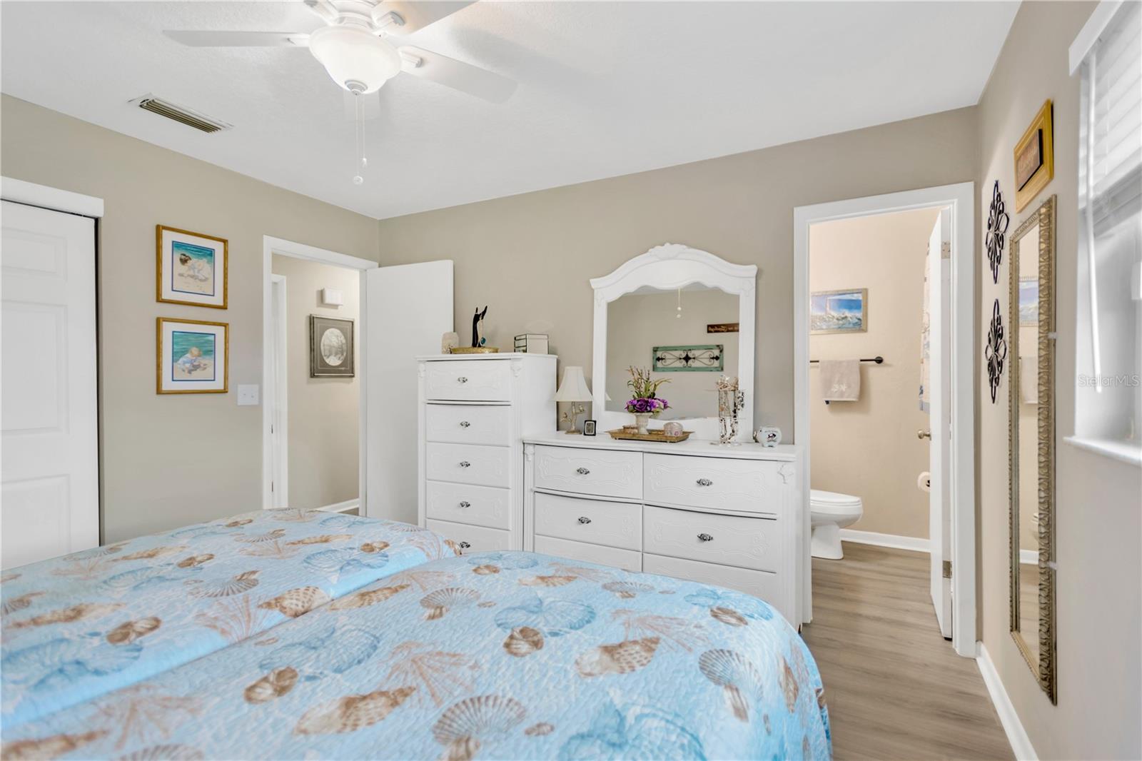 LAKE BREEZE ESTATES REP - Residential