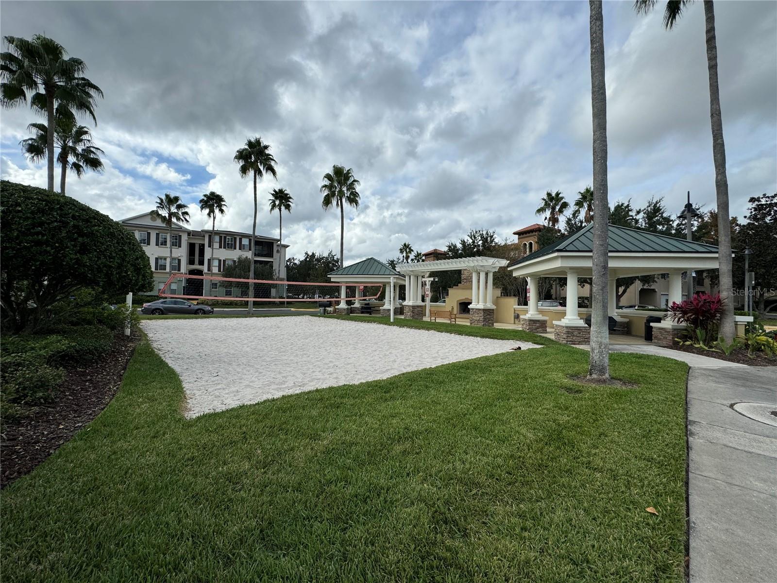 LAKESIDE/LKS/WINDERMERE PH 4 - Residential Lease