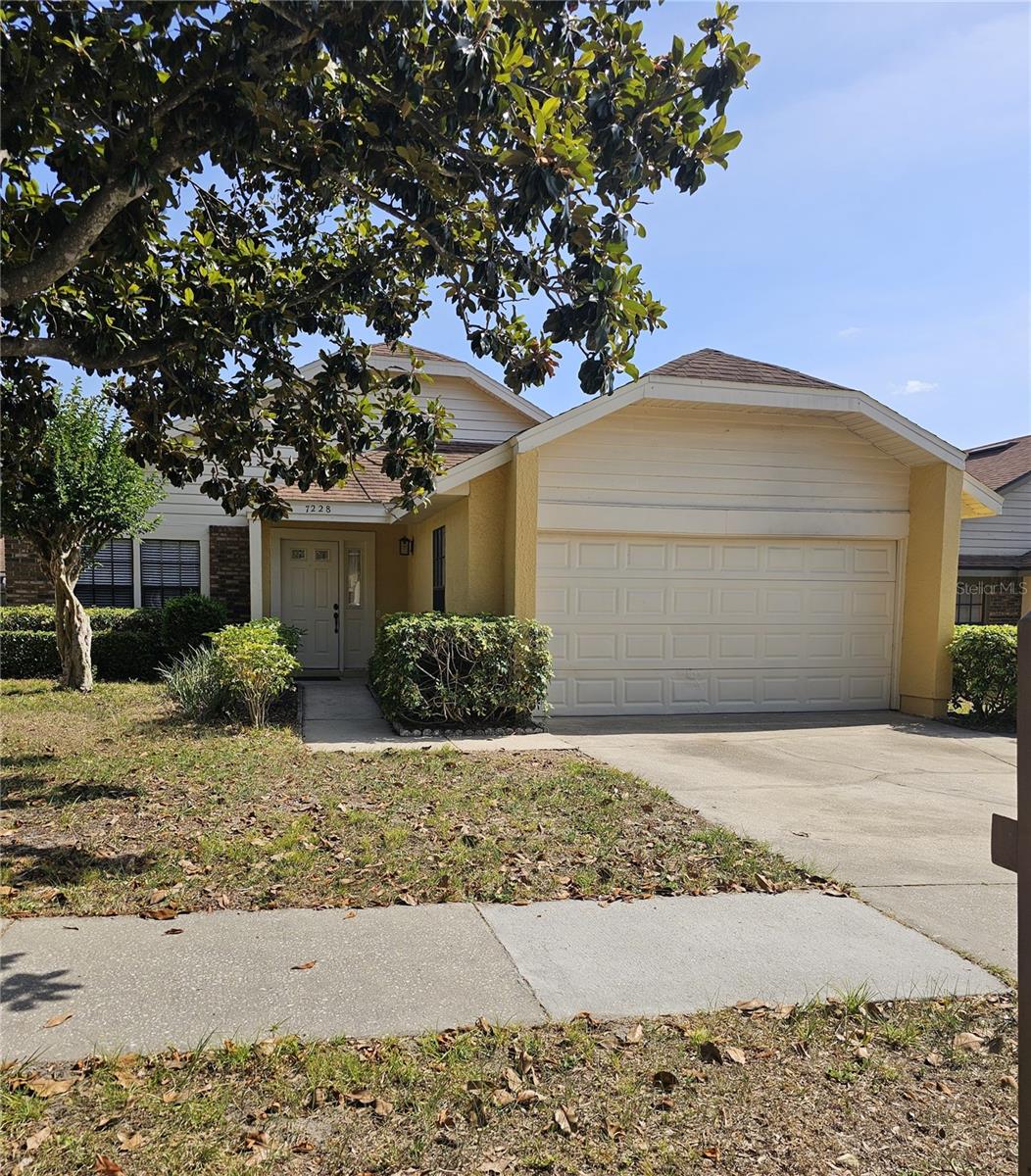 7228 SPRING VILLAS CIRCLE