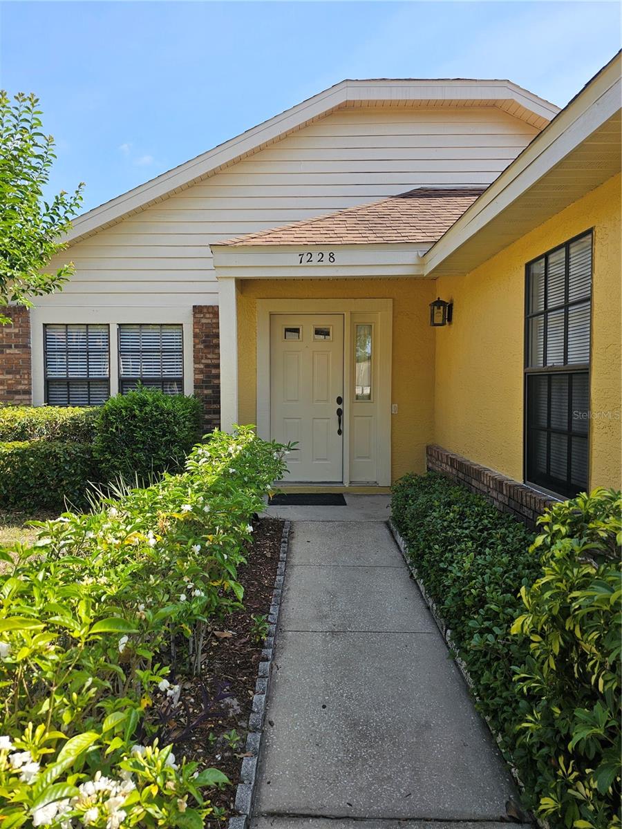 7228 SPRING VILLAS CIRCLE