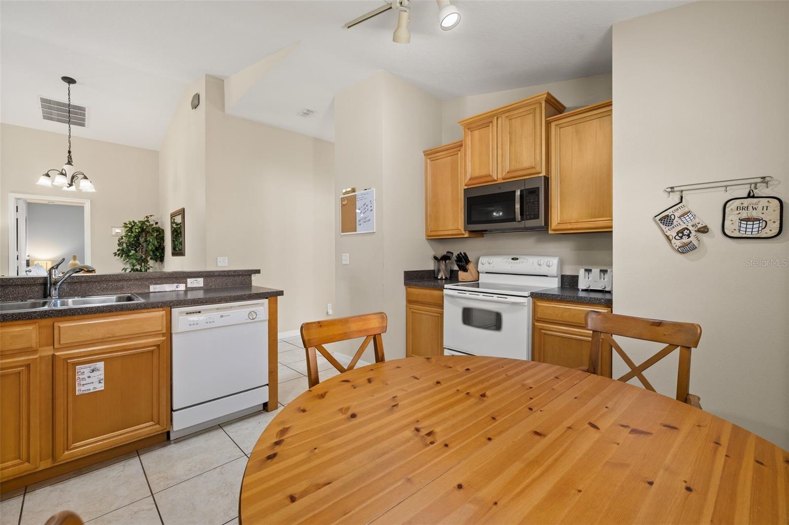 SANDY RDG PH 02 - Residential