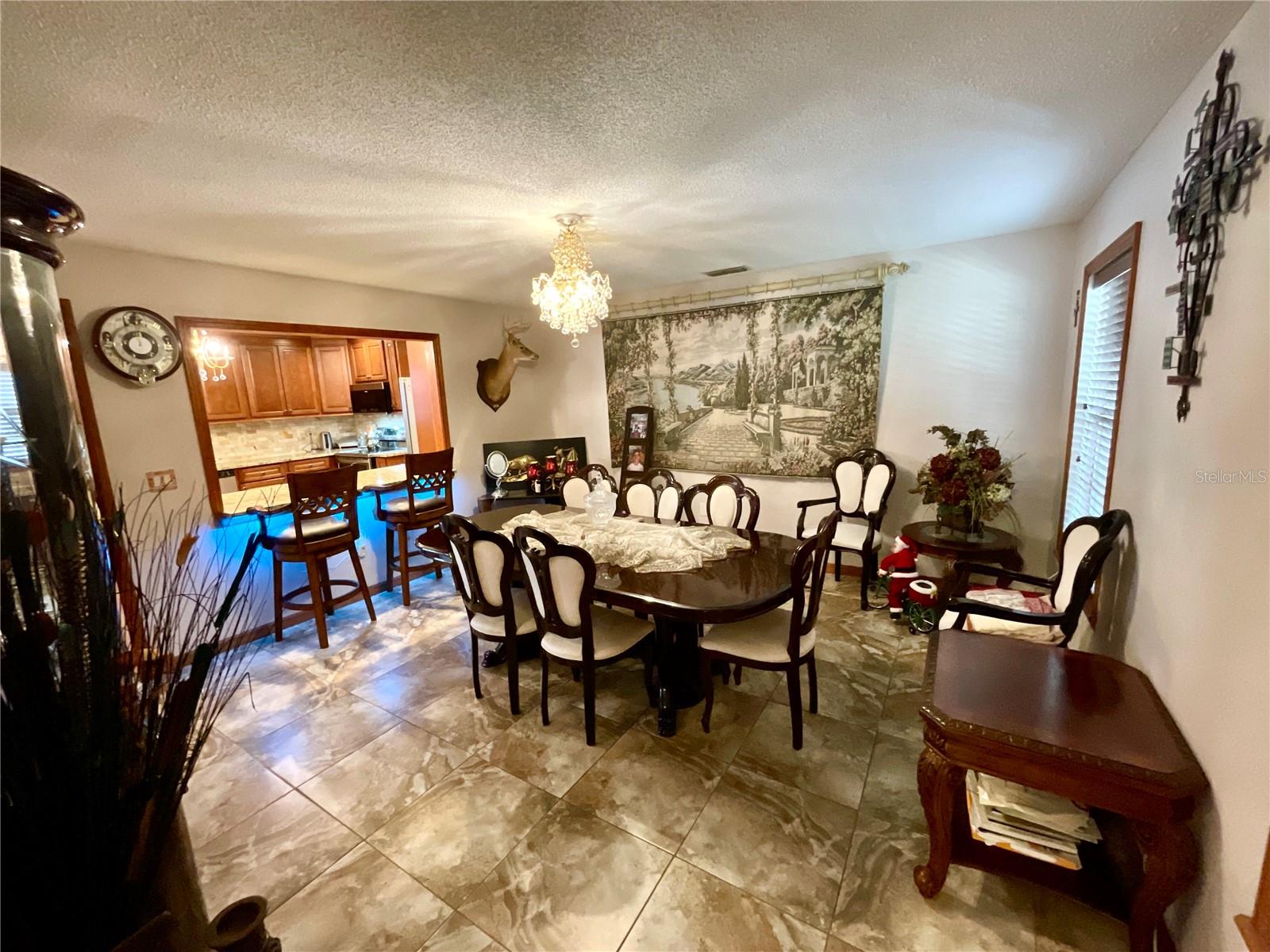CRESCENT FOREST - Residential Lease