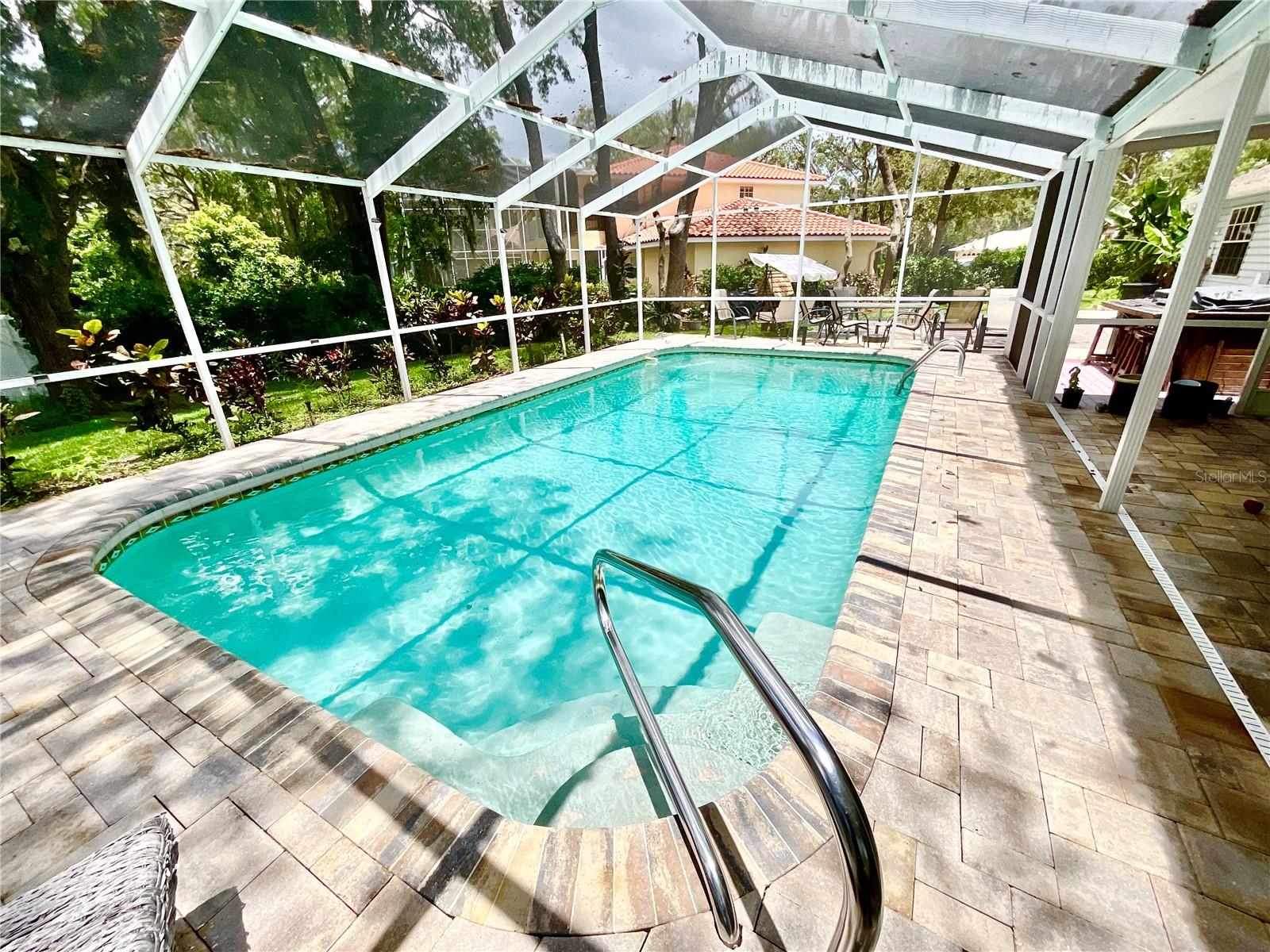 CRESCENT FOREST - Residential Lease