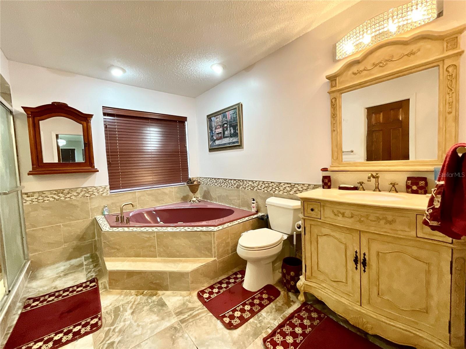CRESCENT FOREST - Residential Lease