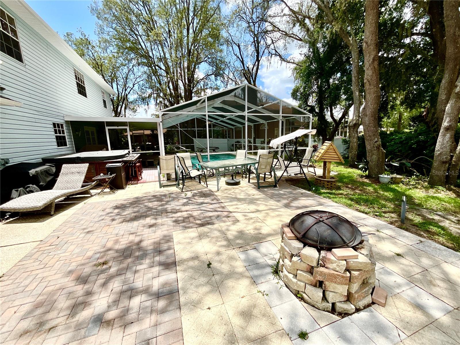 CRESCENT FOREST - Residential Lease