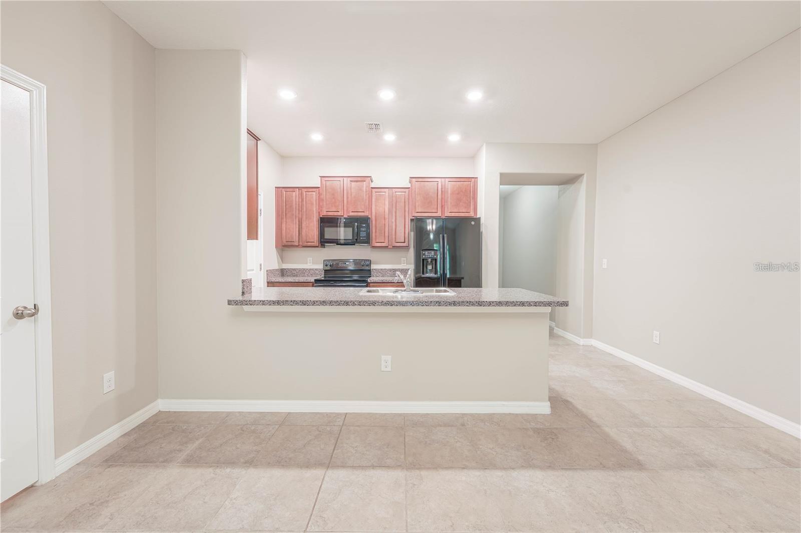 RIVERVIEW LAKES - Residential