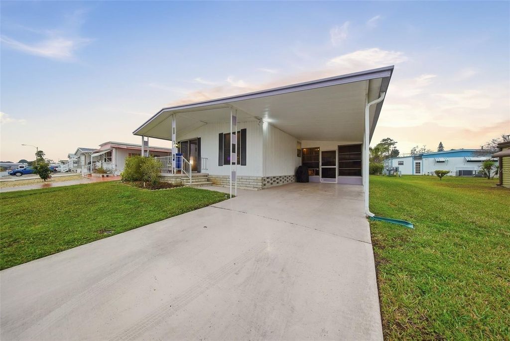 Photo of 12117 Cartwright Drive, Hudson, FL 34667 (MLS # W7883431)