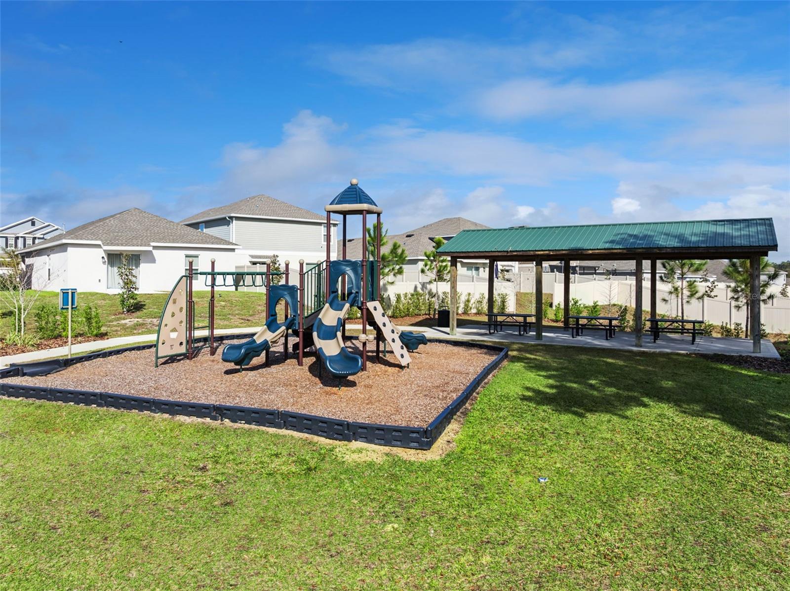 WINDSONG/LEESBURG PH 2 - Residential