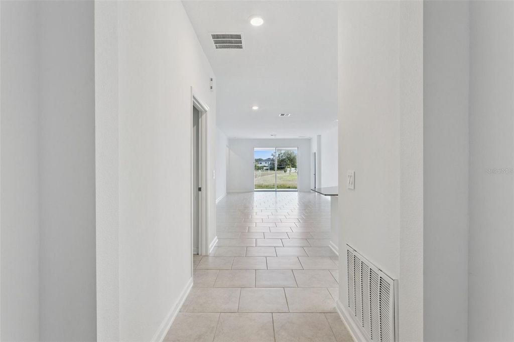 Photo of 26340 Feathergrass Circle, Leesburg, FL 34748 (MLS # O6374494)