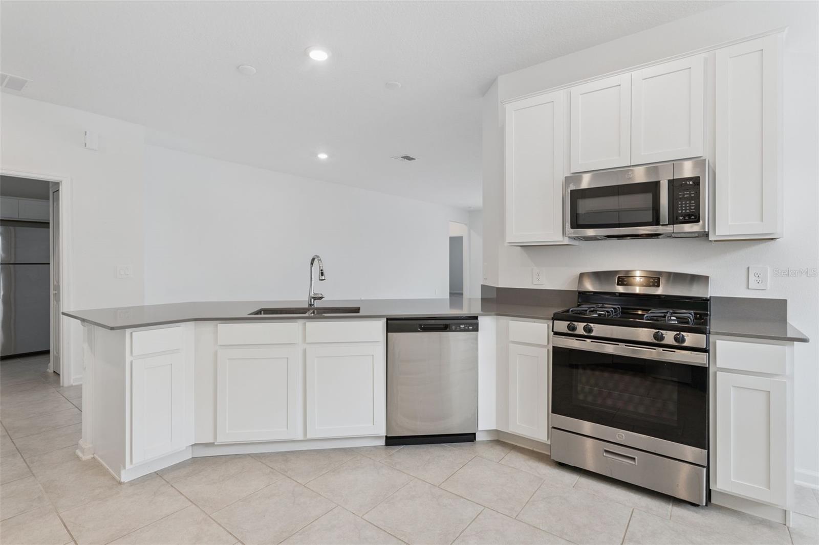 WINDSONG/LEESBURG PH 2 - Residential