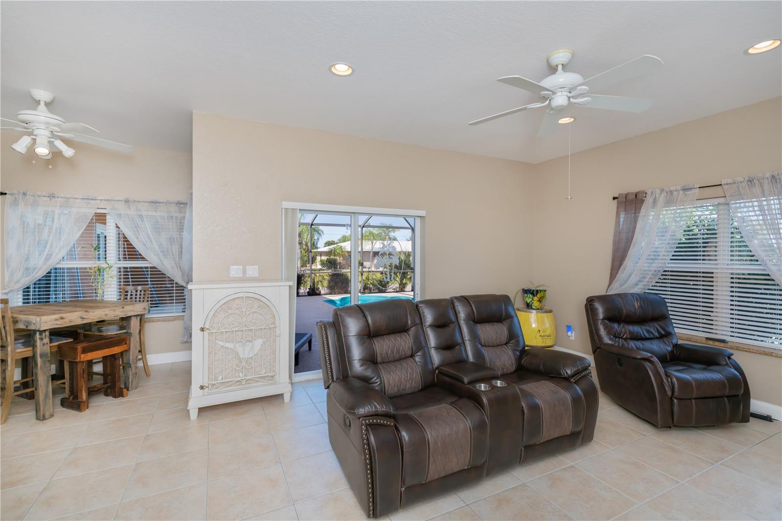 PUNTA GORDA ISLES SEC 23 - Residential