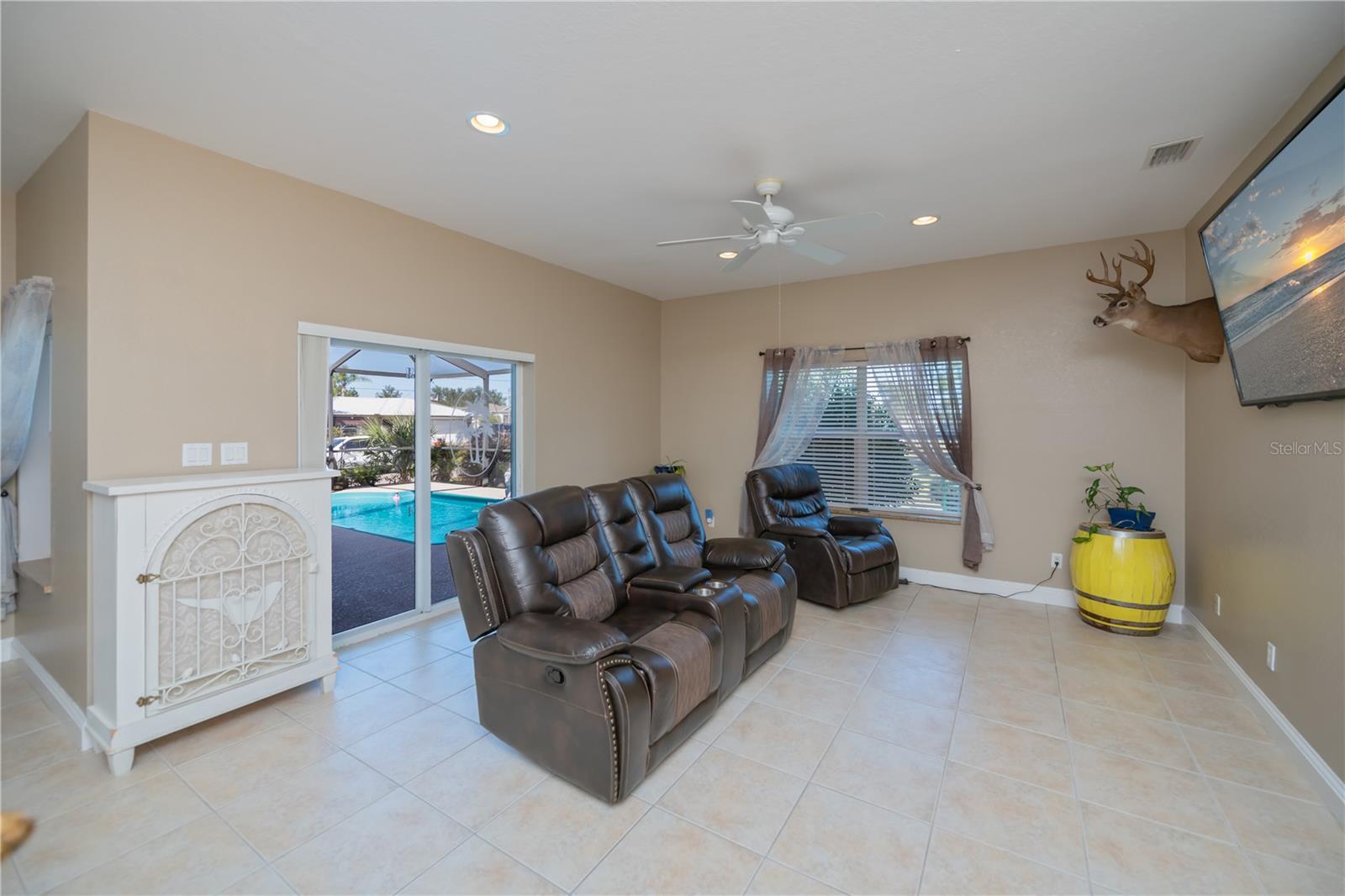 PUNTA GORDA ISLES SEC 23 - Residential