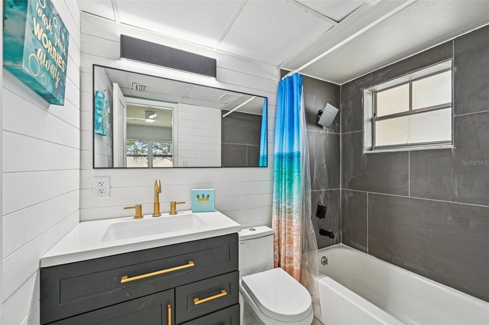 SABAL PALM GARDENS PH I - Residential