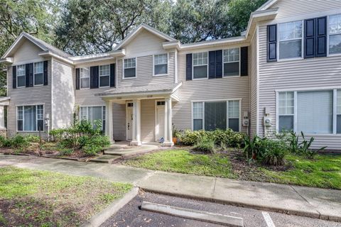 Photo of 2228 Golden Oak Lane, Valrico, FL 33594 (MLS # TB8415670)