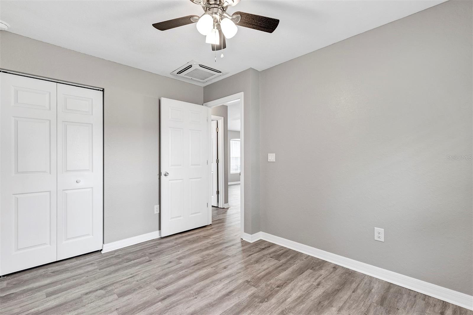 SILVER SPGS SHORES - Residential