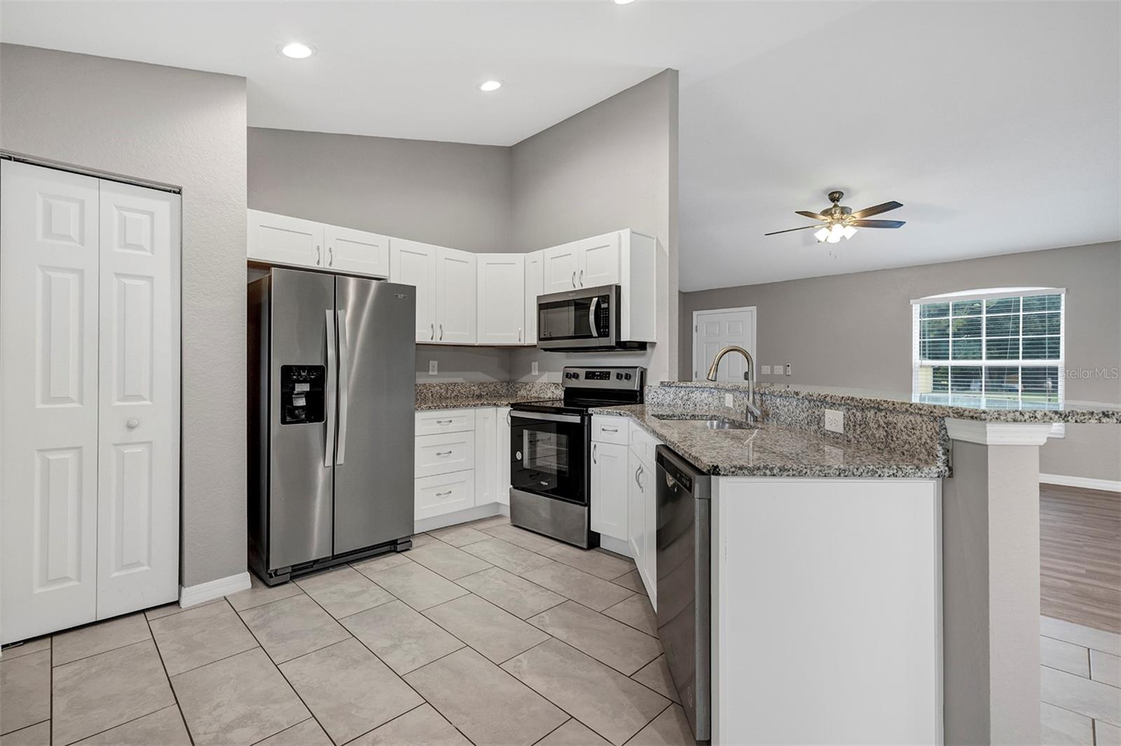 SILVER SPGS SHORES - Residential