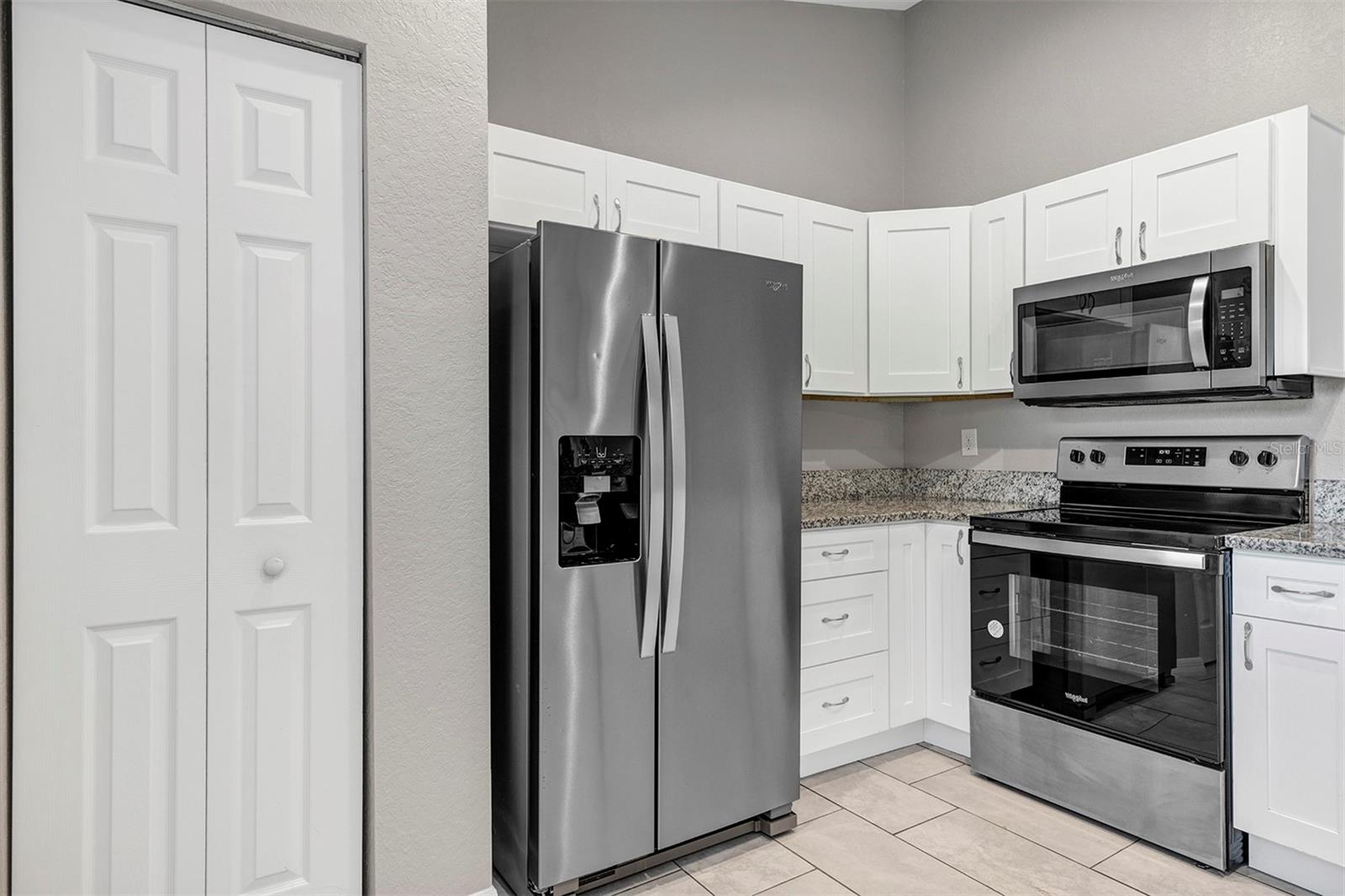SILVER SPGS SHORES - Residential