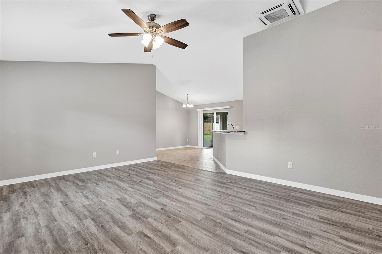 SILVER SPGS SHORES - Residential