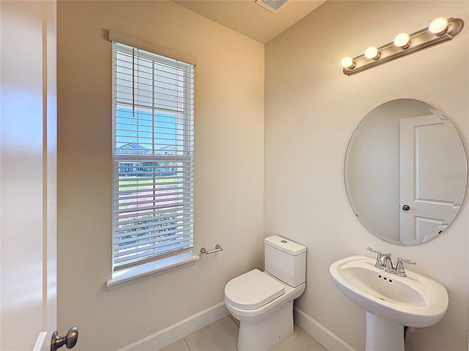 ENCLAVE/HAMLIN - Residential Lease