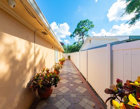 A home in TAMPA