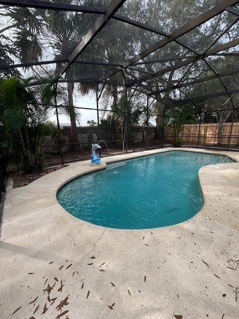 LAKEWOOD AT THE CROSSINGS UNIT 5 - Residential Lease