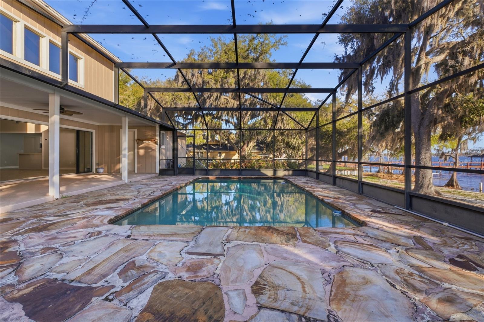 CASHWELL MINNEHAHA SHORES - Residential