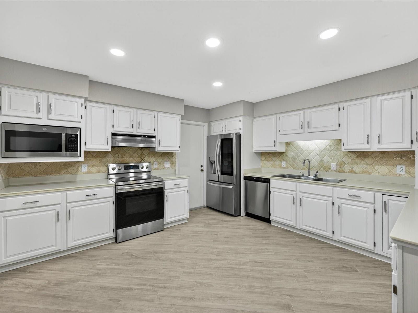 CASHWELL MINNEHAHA SHORES - Residential