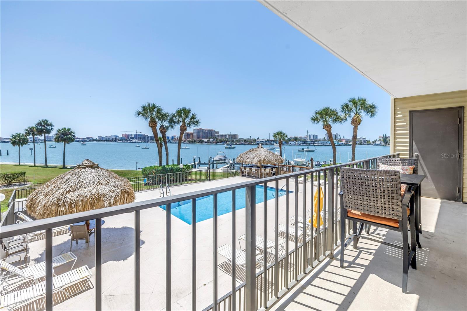 650 ISLAND WAY CONDO - Residential