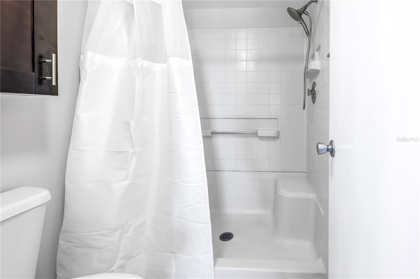 650 ISLAND WAY CONDO - Residential