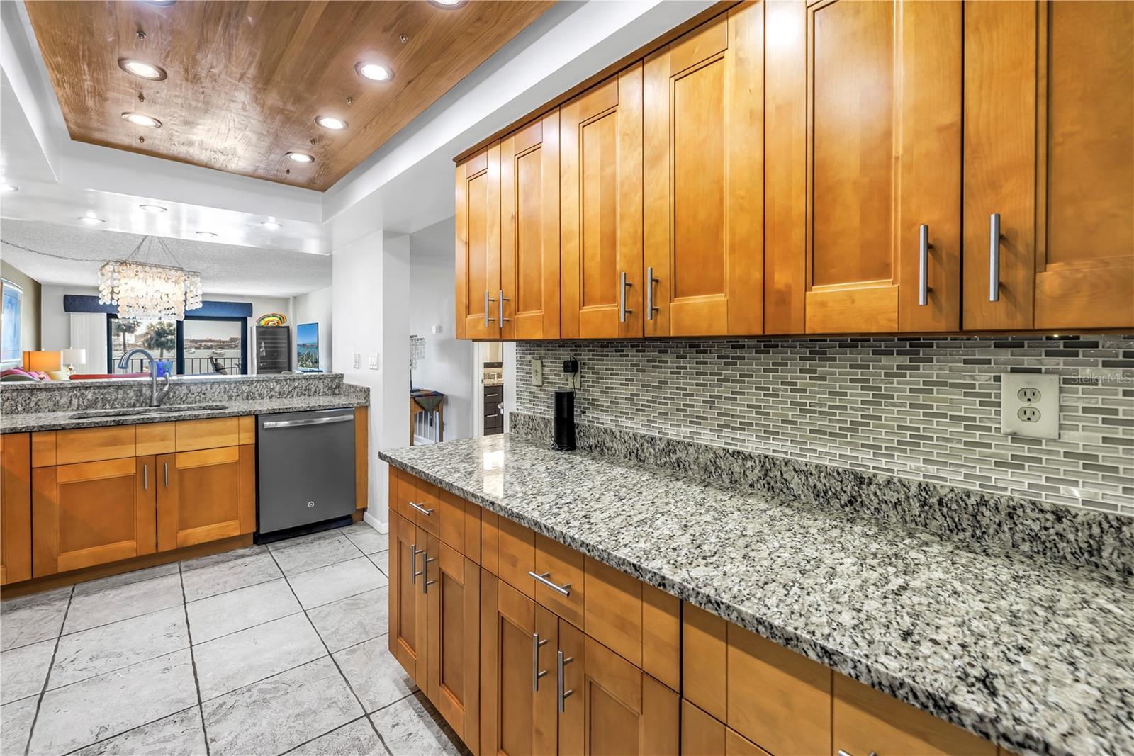 650 ISLAND WAY CONDO - Residential