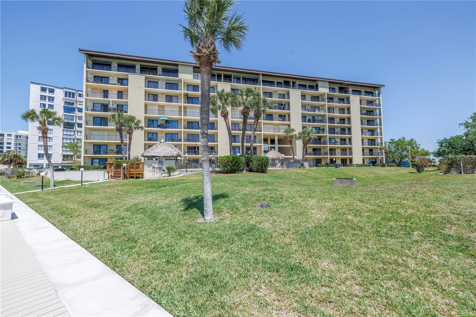 650 ISLAND WAY CONDO - Residential