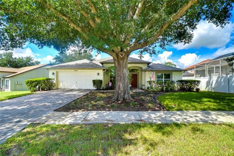 A home in VALRICO