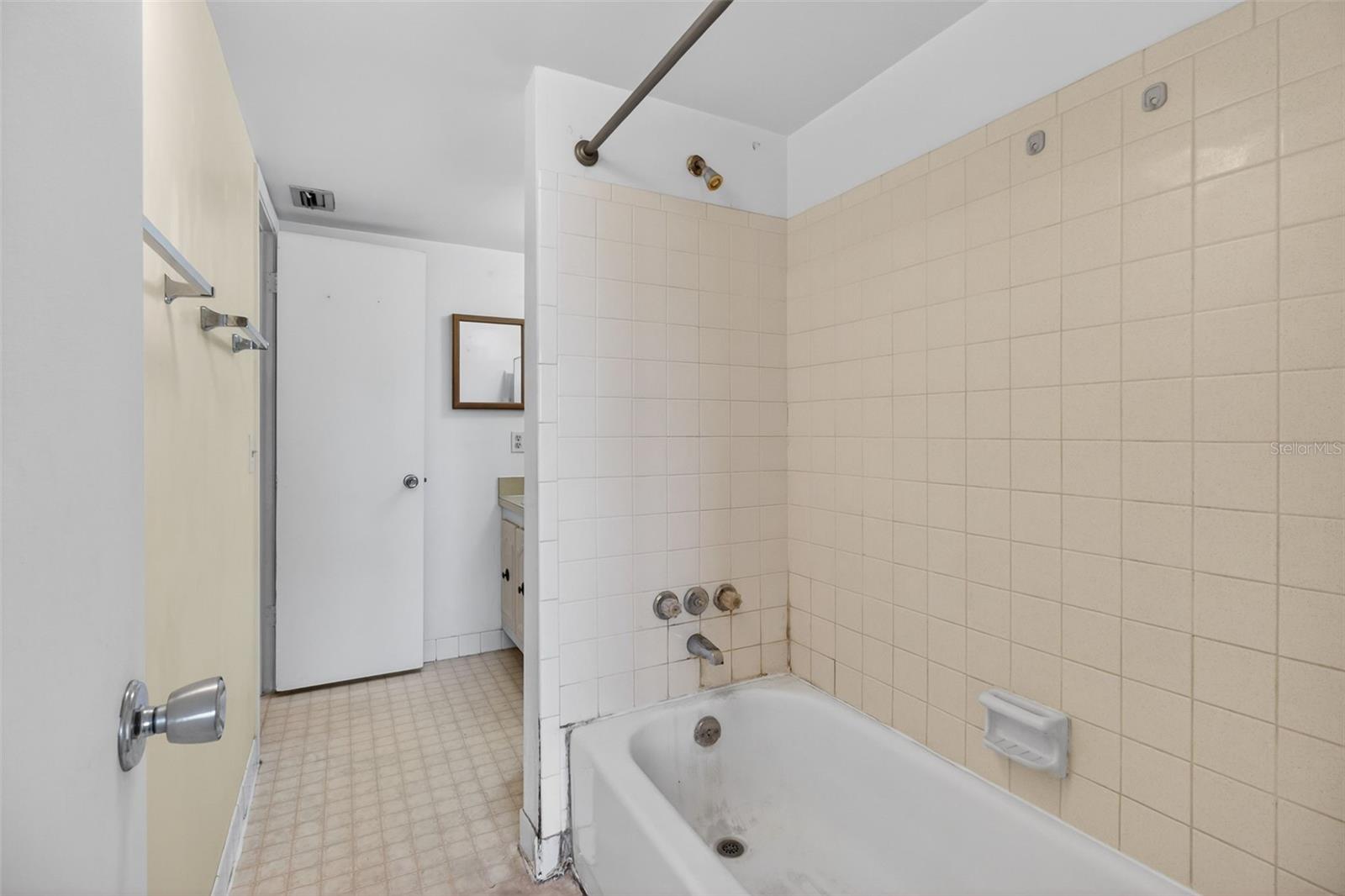 ASBURY ARMS CONDO - Residential