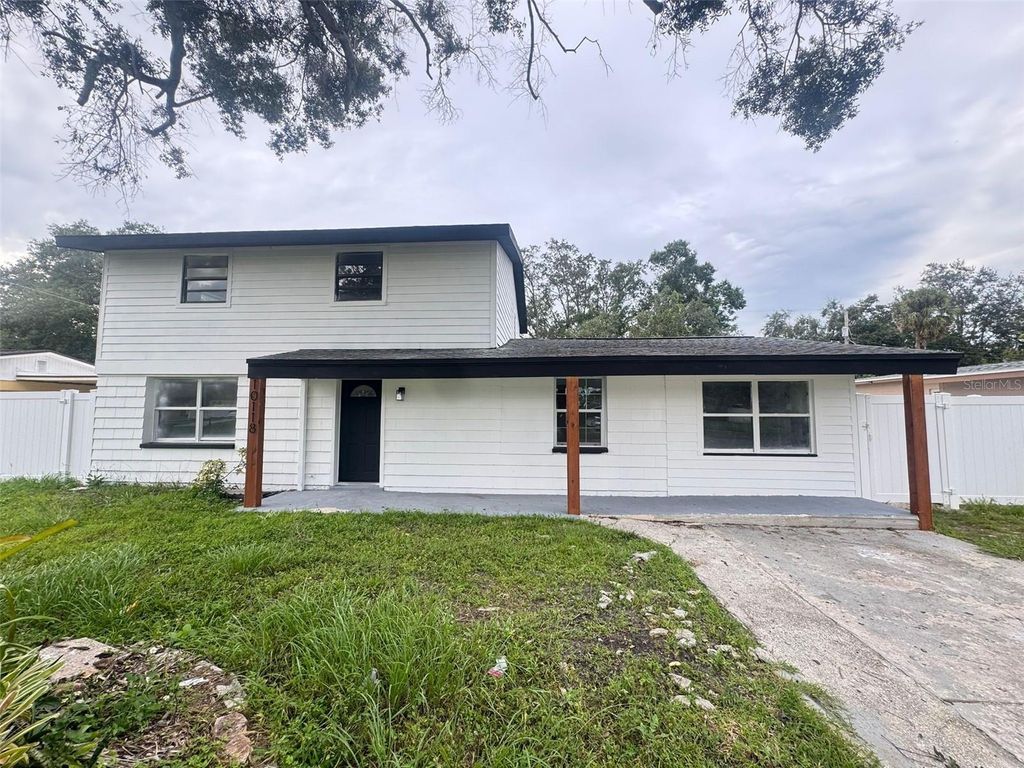 Photo of 10118 Alambra Avenue, Tampa, FL 33619 (MLS # TB8428014)