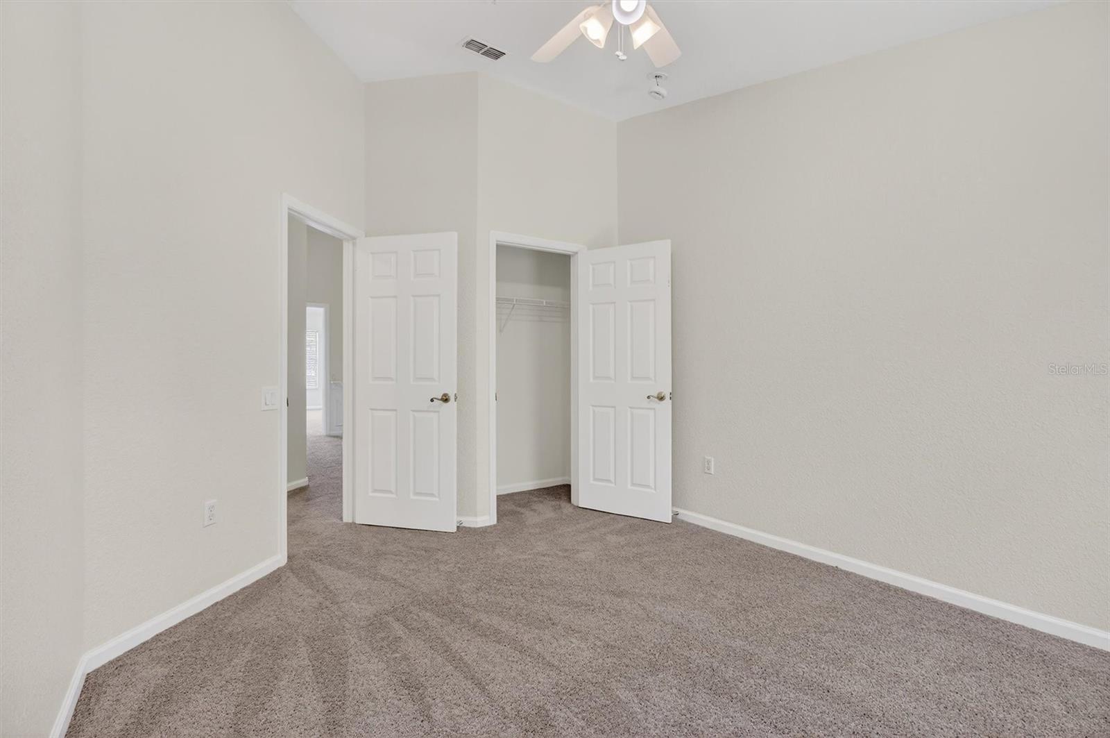 STONEBRIDGE LAKES CONDO PH 1 - Residential