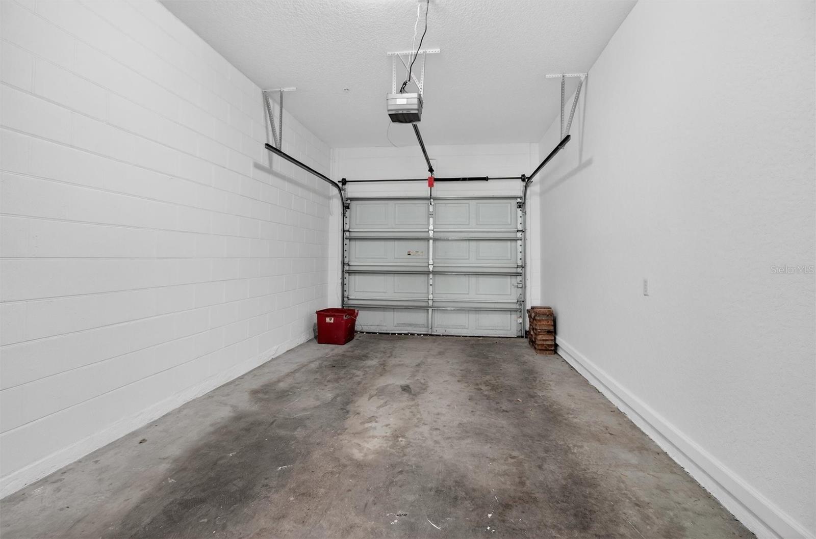 STONEBRIDGE LAKES CONDO PH 1 - Residential