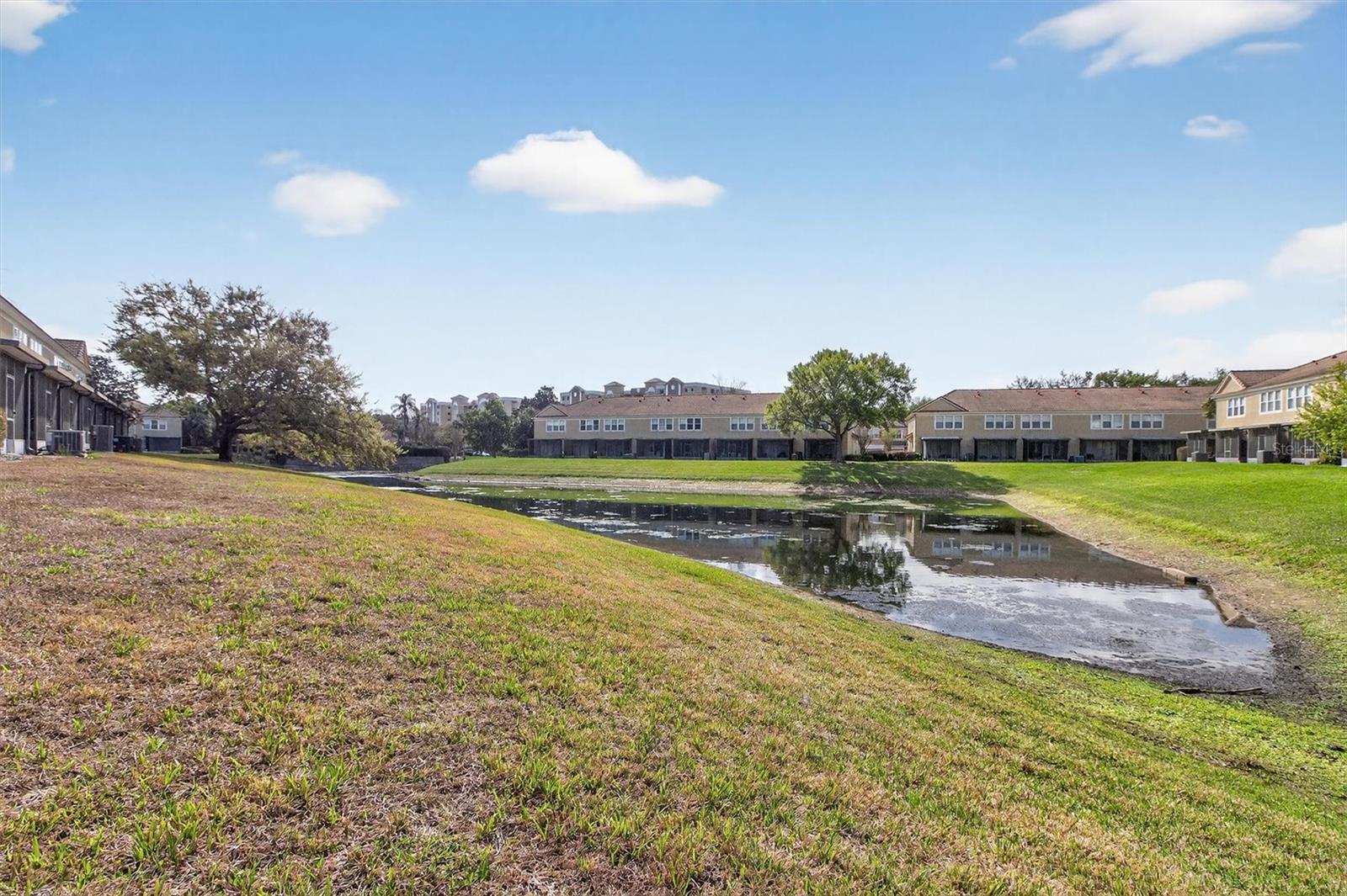 STONEBRIDGE LAKES CONDO PH 1 - Residential